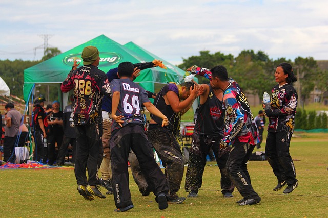 深受球迷和 深受球迷和